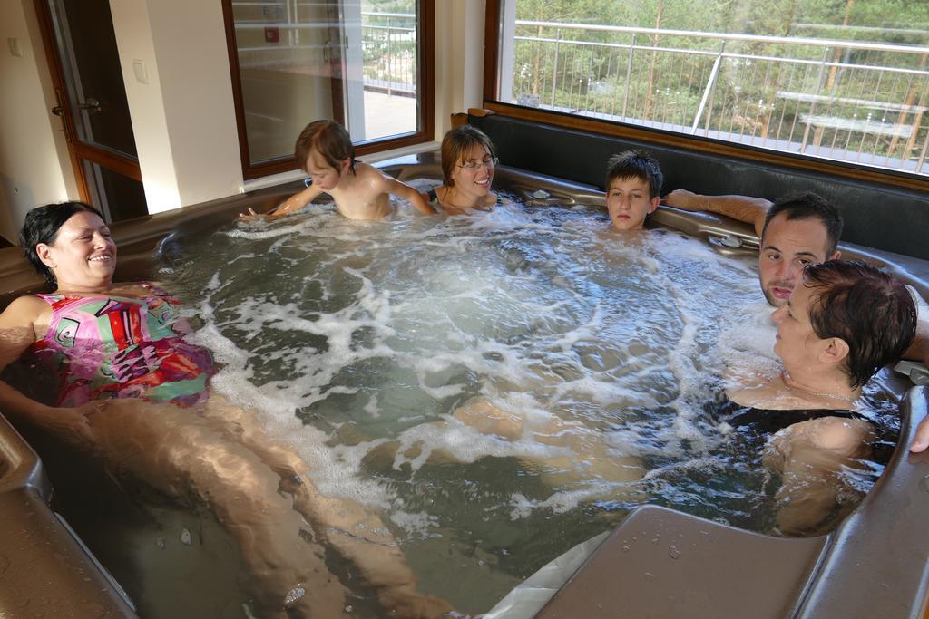 Mala Planina Guest House Iskrets Екстер'єр фото