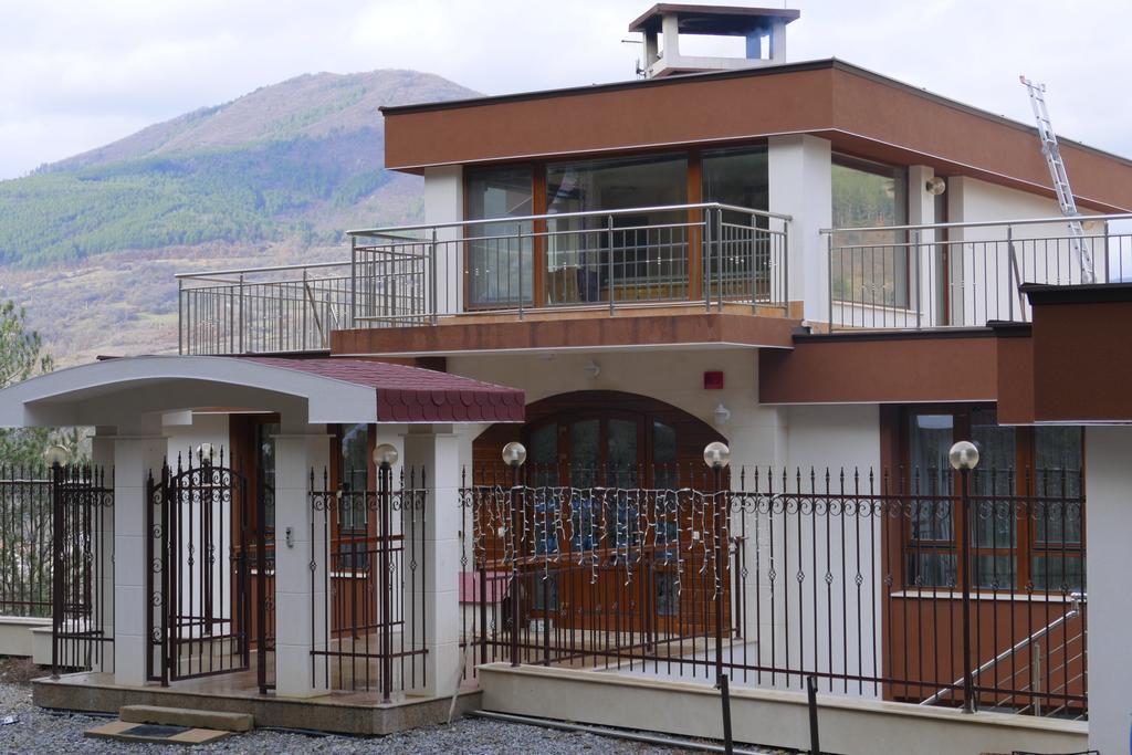 Mala Planina Guest House Iskrets Екстер'єр фото