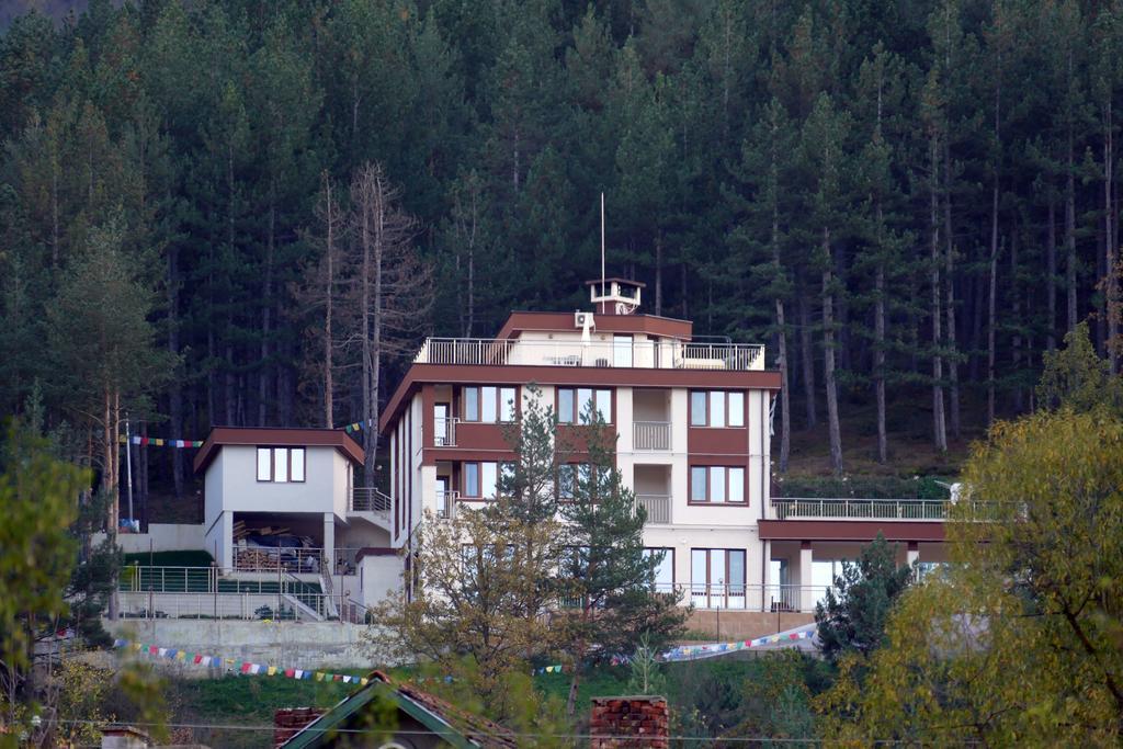 Mala Planina Guest House Iskrets Екстер'єр фото