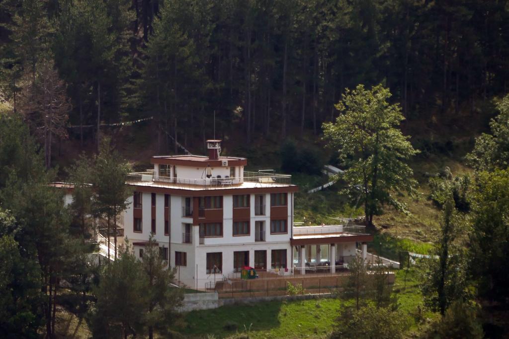Mala Planina Guest House Iskrets Екстер'єр фото
