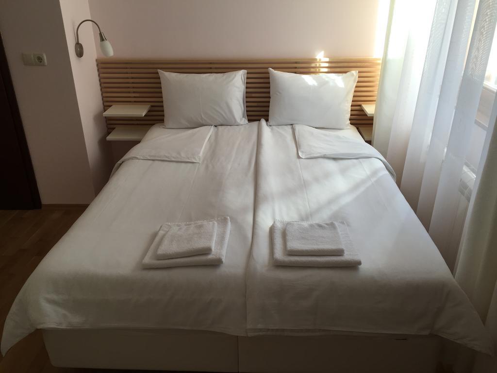 Mala Planina Guest House Iskrets Екстер'єр фото