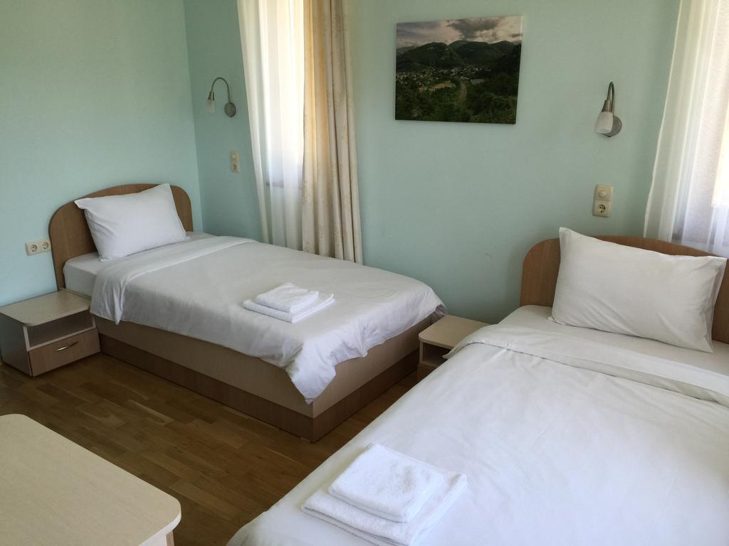 Mala Planina Guest House Iskrets Екстер'єр фото