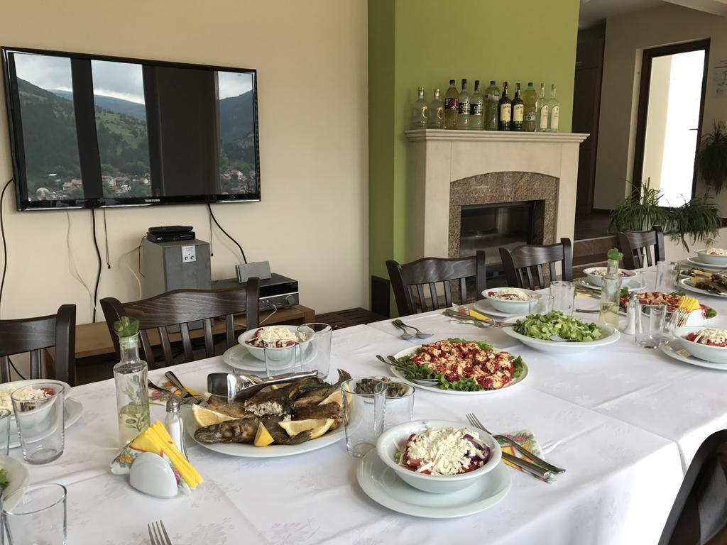 Mala Planina Guest House Iskrets Екстер'єр фото