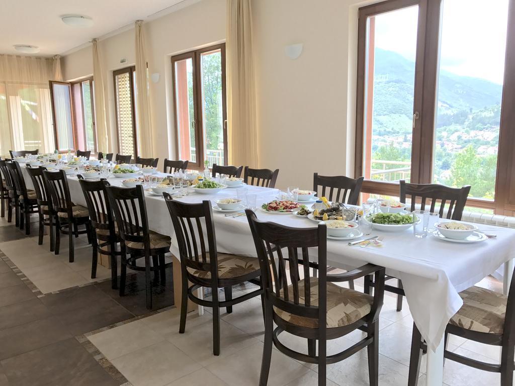 Mala Planina Guest House Iskrets Екстер'єр фото