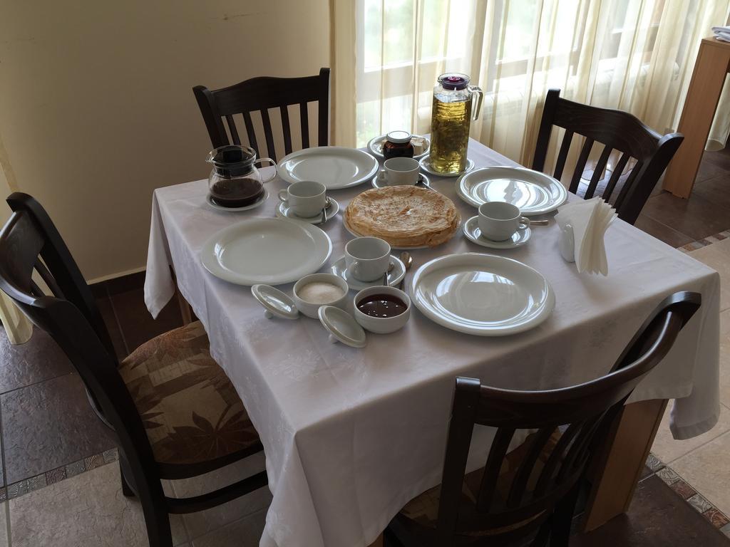 Mala Planina Guest House Iskrets Екстер'єр фото
